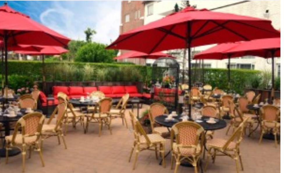 Hotel Montauk Manor Extérieur photo The patio at the restaurant